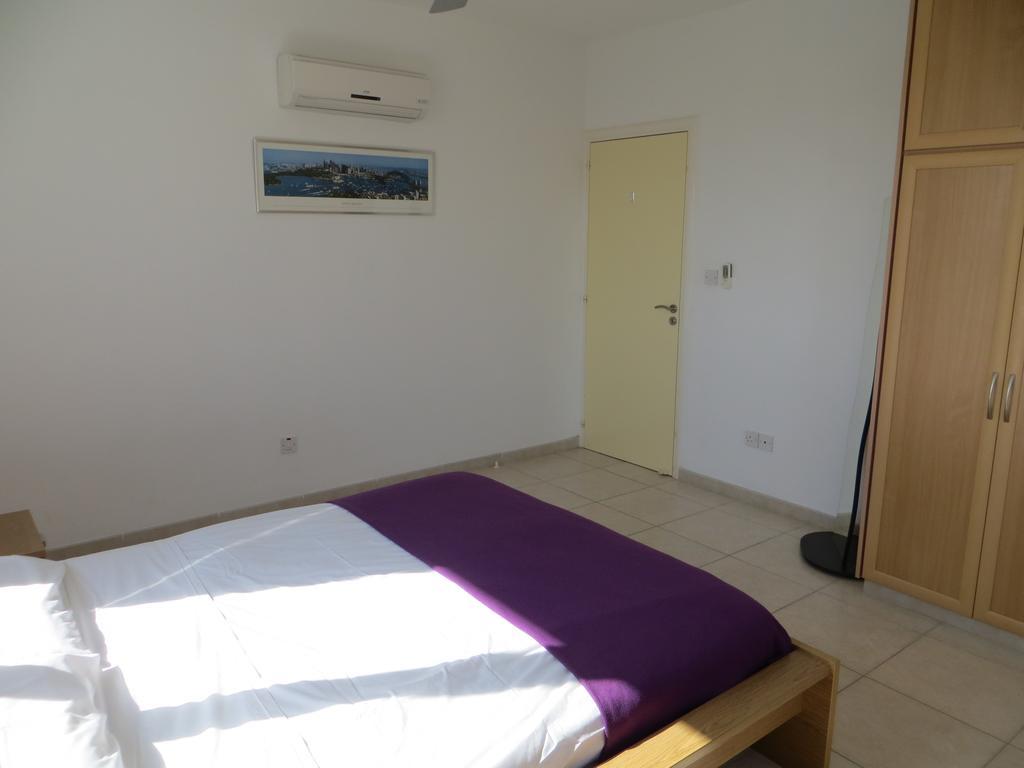 Melania Apartment Paphos ภายนอก รูปภาพ